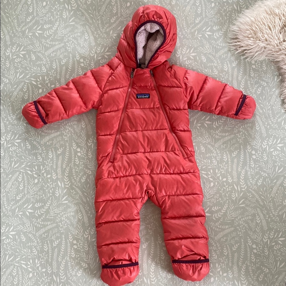 Patagonia Hi-Loft Down Bunting size 6-12 months